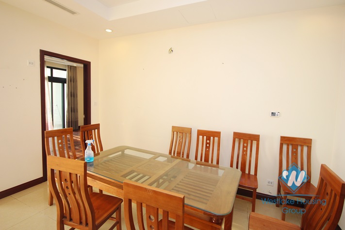 High floor three apartment for rent in Royal City, Ha Noi